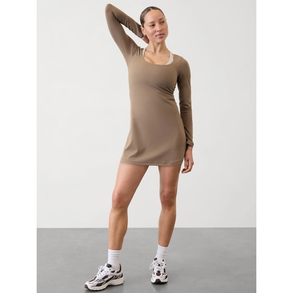 Athleta • Transcend Long Sleeve Dress Taupe Scoop Neck Athleisure Mini Size XS